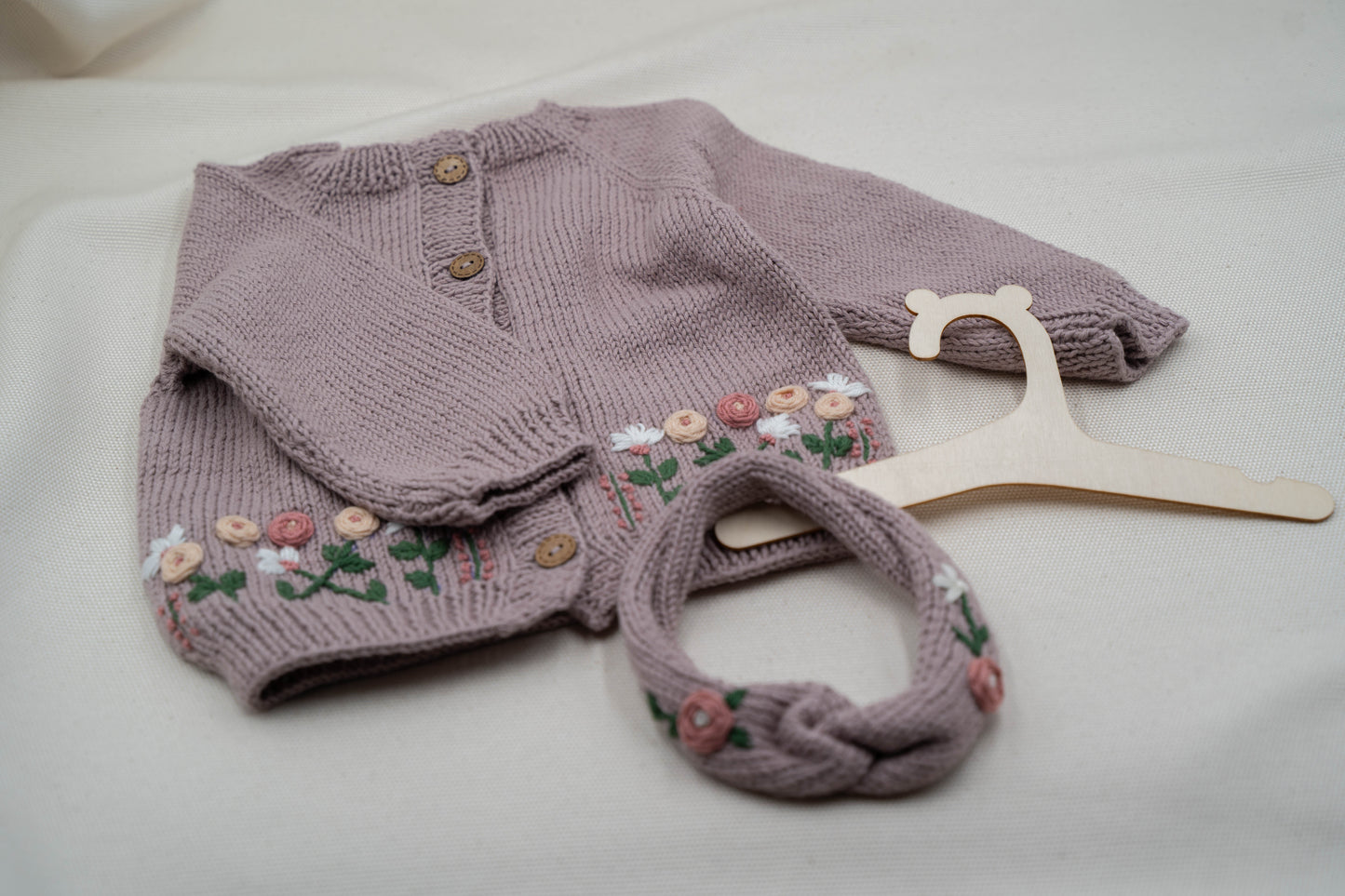 Premium Strickjacke mit Stirnband "Floral"